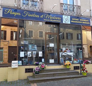 `photo de l'établissement de ${name}`