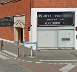 `photo de l'établissement de ${name}`