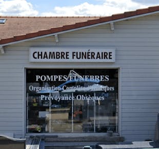 `photo de l'établissement de ${name}`