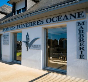 `photo de l'établissement de ${name}`