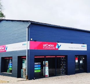 `photo de l'établissement de ${name}`