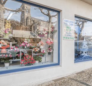`photo de l'établissement de ${name}`
