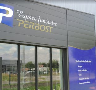 `photo de l'établissement de ${name}`