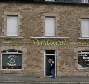 `photo de l'établissement de ${name}`