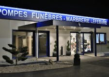 Devanture de Pompes Funèbres LEFEBVRE & Fils