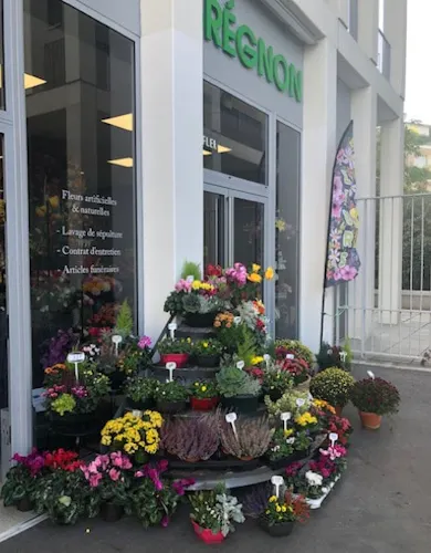 Photographie de Marbrerie-Fleuriste Brégnon de Lyon