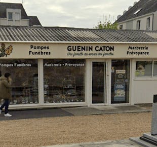 `photo de l'établissement de ${name}`