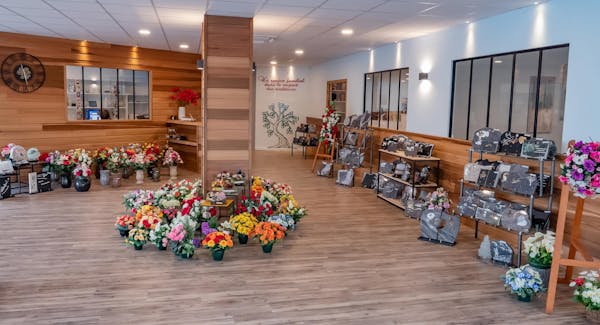 Photographie Pompes Funèbres et Marbrerie Maini de Nogent-le-Roi