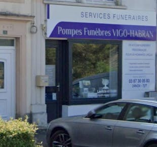 `photo de l'établissement de ${name}`