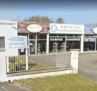 `photo de l'établissement de ${name}`