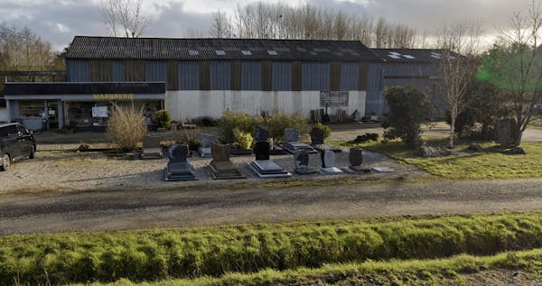 Photographie de la Pompes Funèbres et Marbrerie Mollet