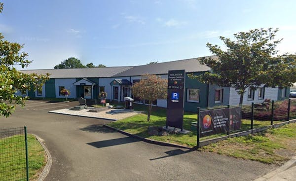 Photographie de Pompes Funèbres et Marbrerie Mélanger - PFG de Domfront-en-Poiraie