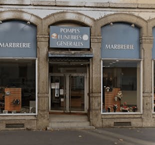 `photo de l'établissement de ${name}`