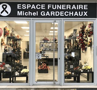 `photo de l'établissement de ${name}`