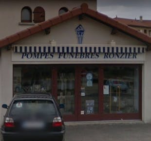 `photo de l'établissement de ${name}`
