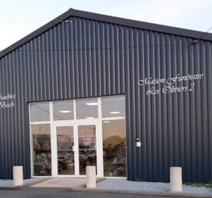 `photo de l'établissement de ${name}`