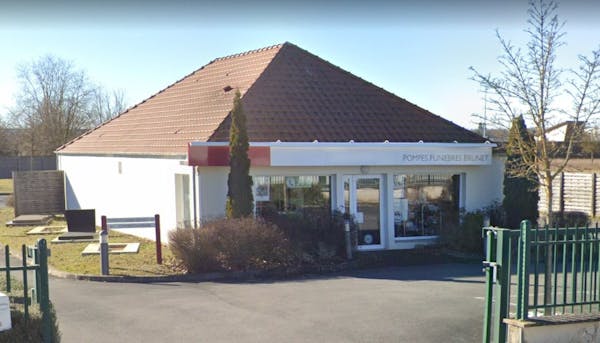 Photographie de Pompes Funèbres et Marbrerie Brunet de Saint-Florent-sur-Cher