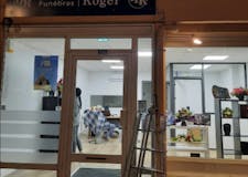 Devanture de Pompes funèbres ROGER