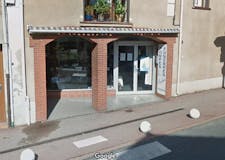 Devanture de Pompes Funèbres Poulain