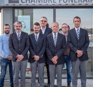 `photo de l'établissement de ${name}`