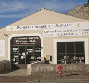 `photo de l'établissement de ${name}`