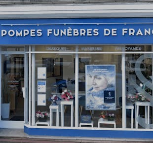 `photo de l'établissement de ${name}`