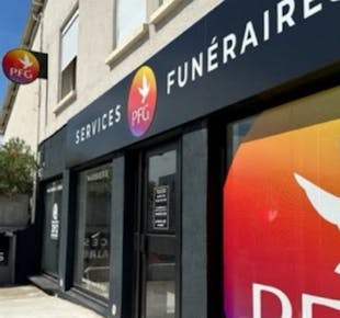 `photo de l'établissement de ${name}`