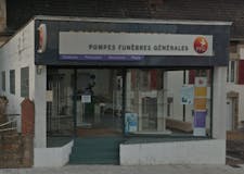 Devanture de Pompes Funèbres Générales