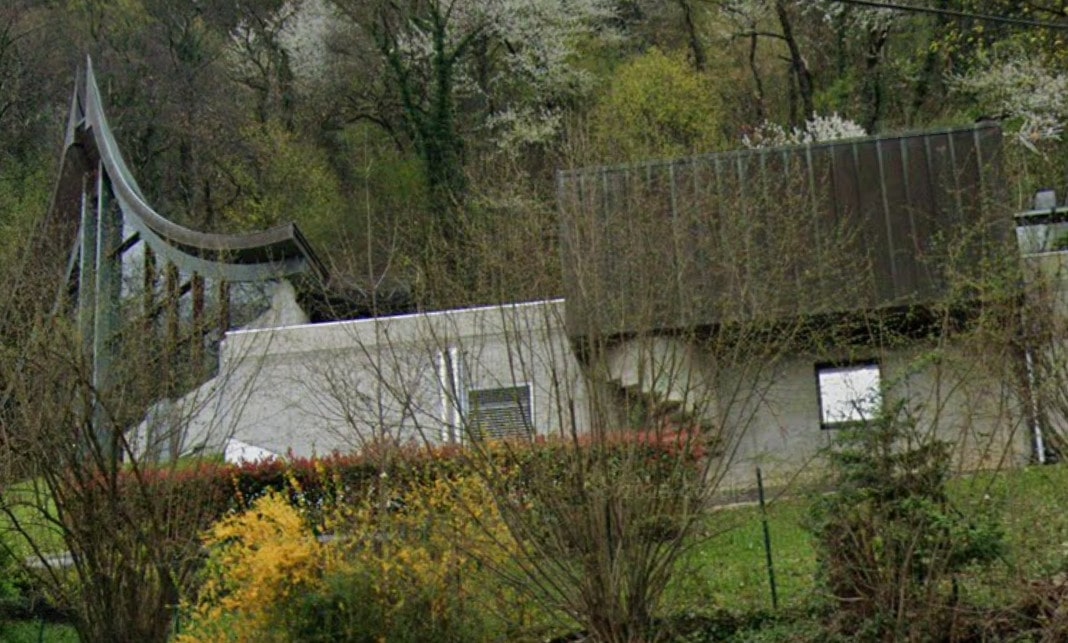 `photo de l'établissement de ${name}`