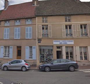 `photo de l'établissement de ${name}`