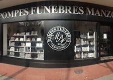 Devanture de Pompes Funèbres Manzo B et L