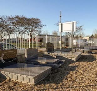 `photo de l'établissement de ${name}`