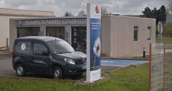 Photographie de la Pompes Funèbres Générales de Péronne