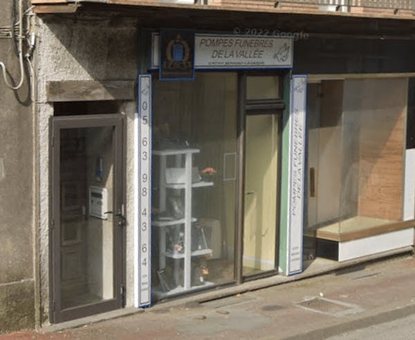 Photographie de la Pompes Funèbres de la Vallée de Labastide-Rouairoux
