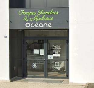 `photo de l'établissement de ${name}`