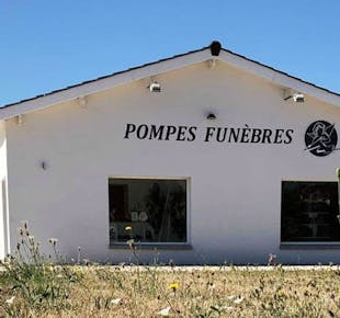 `photo de l'établissement de ${name}`