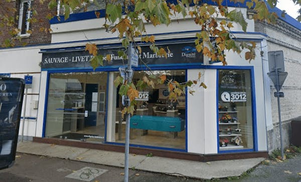 Photographie de la Pompes Funèbres et Marbrerie Sauvage Livet de 
