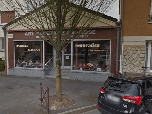 Photographie Pompes Funèbres Art funéraire Favre de Chalons-sur-Champagne