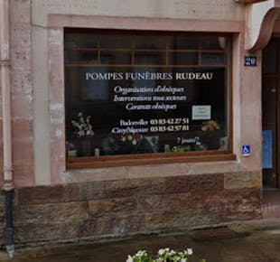 `photo de l'établissement de ${name}`