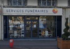 Devanture de Pompes Funèbres Générales
