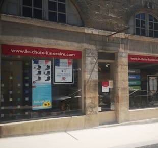 `photo de l'établissement de ${name}`