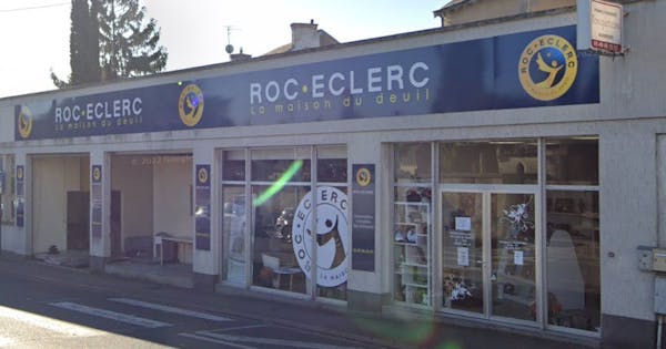 Photographie de la Pompes Funèbres Roc Eclerc de Poitiers
