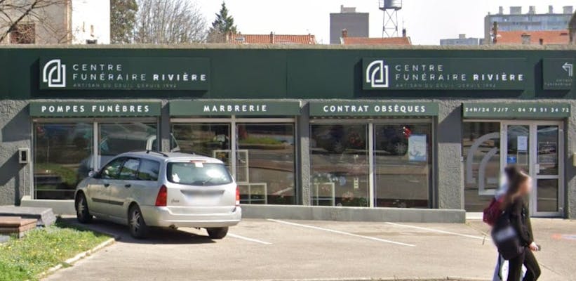 Photographie de la Centre Funéraire Rivière de Pierre-Bénite