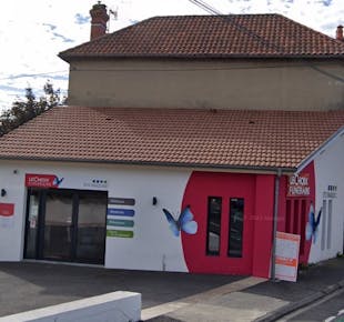 `photo de l'établissement de ${name}`