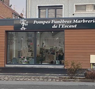 `photo de l'établissement de ${name}`