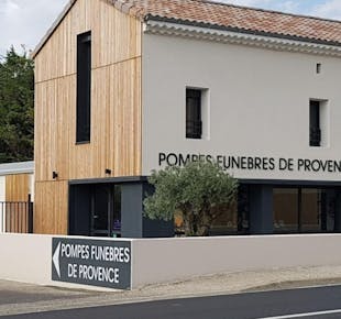 `photo de l'établissement de ${name}`
