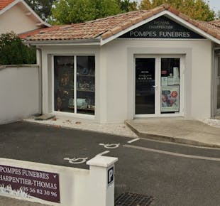 `photo de l'établissement de ${name}`