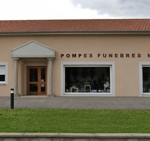 `photo de l'établissement de ${name}`