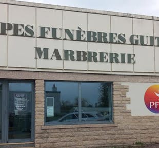 `photo de l'établissement de ${name}`