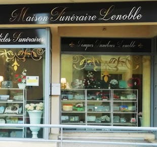 `photo de l'établissement de ${name}`